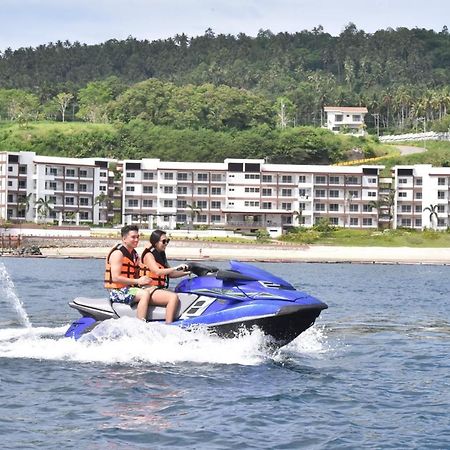 Holiday Oceanview Residences And Resort Самал Екстер'єр фото